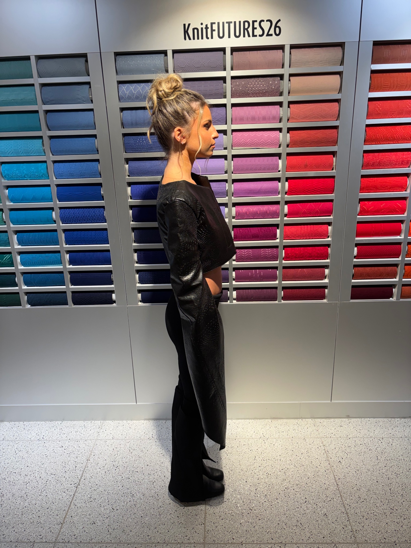Asymmetric jacket — side